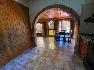 VENTA CASA  IDEAL INVERSOR - HURLINGHAM