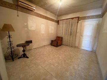 VENTA CASA  IDEAL INVERSOR - HURLINGHAM