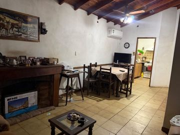 VENTA CASA QUINTA 3 AMBIENTES MORENO C/PILETA