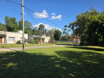 LOTE 710 MTS BARRIO SEMI CERRADO MORENO