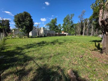 LOTE 710 MTS BARRIO SEMI CERRADO MORENO