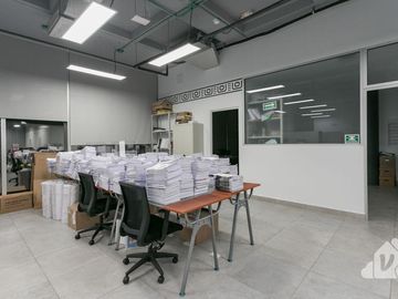 VENTA O RENTA PH PISO 6 ADECUADO  HUMANA WORKCENTER $655 M2  R $65,868 M2 V