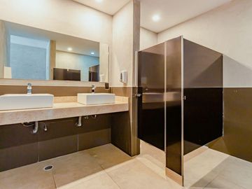 VENTA O RENTA PH PISO 6 ADECUADO  HUMANA WORKCENTER $655 M2  R $65,868 M2 V