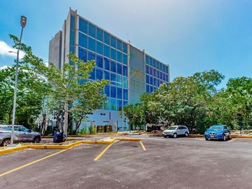 VENTA O RENTA PH PISO 6 ADECUADO  HUMANA WORKCENTER $655 M2  R $65,868 M2 V