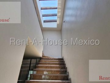 Casa en Venta en Naucalpan de Juárez, Lomas Verdes 6ta Sección AM. 26-262