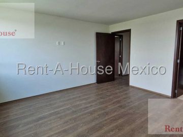 Casa en Venta en Naucalpan de Juárez, Lomas Verdes 6ta Sección AM. 26-262