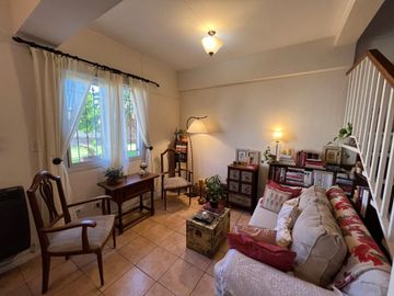 DÚPLEX COMPLEJO CERRADO, 3 DORM EN DORREGO, GLLÉN