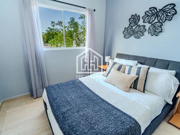 CASA EN VENTA EN PLAYA DEL CARMEN 3 HABITACIONES GYM, CASA CLUB ALBERCA, AREA GRILL PLUSVALÍA ROI