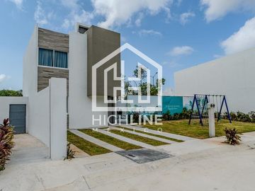 CASA EN VENTA EN PLAYA DEL CARMEN 3 HABITACIONES GYM, CASA CLUB ALBERCA, AREA GRILL PLUSVALÍA ROI