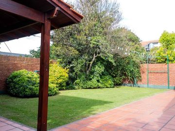 venta casa 6 amb barrio caisamar