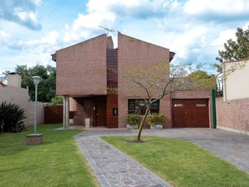 venta casa 6 amb barrio caisamar