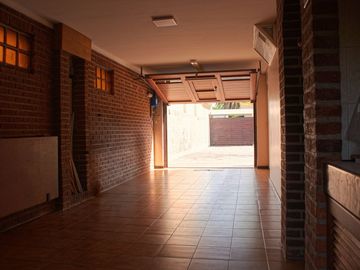 venta casa 6 amb barrio caisamar