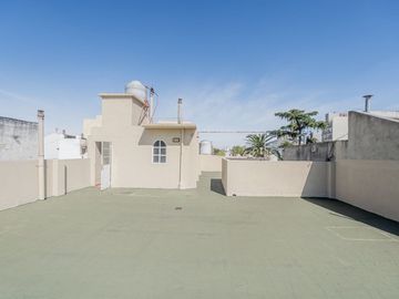 P.H. 4 ambientes venta Ciudadela terraza APTO CRED