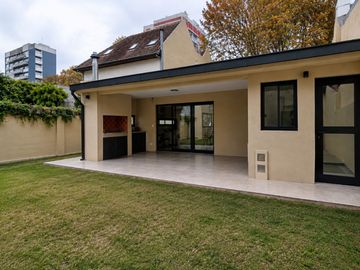 CASA 6 AMBIENTES EN MARTÍNEZ A ESTRENAR