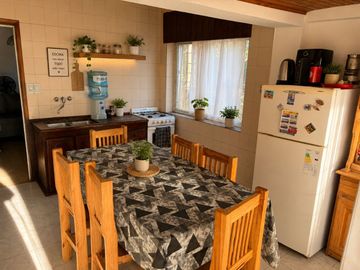 Casa en Matheu DOBLE LOTE+3 MONOAMBIENTES (Renta).