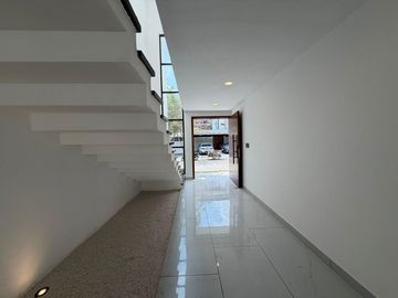 Casa en PRE VENTA en Lomas de Angelopolis Cascatta 4 recamaras Puebla.