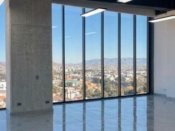 OFICINA EN RENTA EN TORRE SANTA FE CON VISTA  A LA CIUDAD