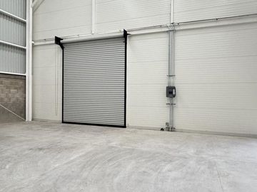 Bodega en renta 360m2  zona Parque Industrial Querétaro. GPS