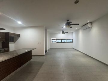 En Venta Casa en Residencial Arbolada en Cancun