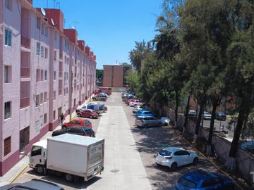 Se renta departamento de doble altura con mantenimiento incluido en iztapalapa