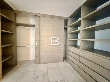 Departamento en Renta sin muebles con Muelle