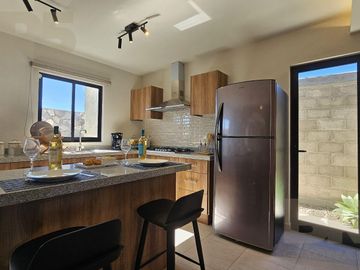 Casa Nueva en Venta con Sala de TV enfrente de Sonterra Querétaro