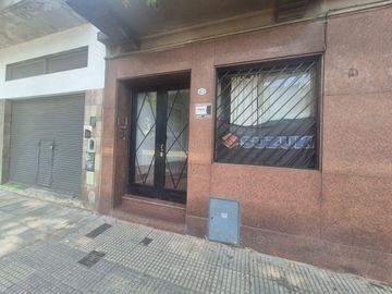 Venta 3amb Villa Gral . Mitre,  RESERVADO