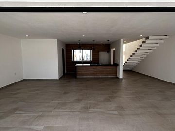 Venta Casas Residenciales 235m2  $4.1mdp | Grand Juriquilla | Qro76