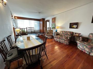 VENTA CASA 4 AMB PARQUE PILETA PARRILLA CASTELAR