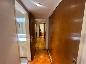 EN VENTA DEPTO 4 AMB EN BARRACAS CON COCHERA Y DEP