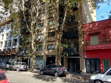 VENTA DEPTO 2 AMB CHACARITA CON PATIO Y PARRILLA