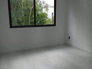 Venta Casa en Via Cumbres Av. Huayacán Cancún de 3 Recámaras