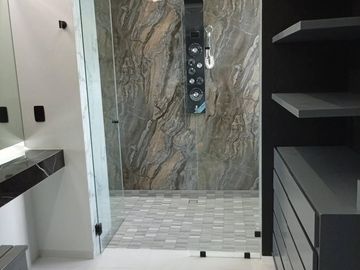 Venta Casa en Via Cumbres Av. Huayacán Cancún de 3 Recámaras