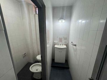 ALQUILER DEPÓSITO Y OFICINAS EN BARRACAS MIXTURA 2