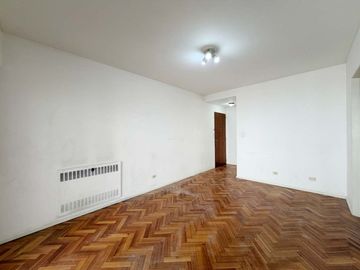 Venta Departamento 3amb c/balcón Constitución