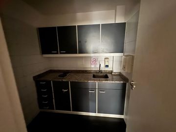 VENTA OFICINA MICROCENTRO PISO 1 320 METROS