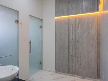 LAS OLAS, Casa en VENTA con alberca, roof garden, recamara en PB y climatizada