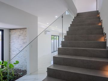 LAS OLAS, Casa en VENTA con alberca, roof garden, recamara en PB y climatizada