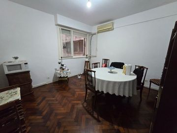 VENTA DEPARTAMENTO 2 AMBIENTES FLORESTA LUMINOSO