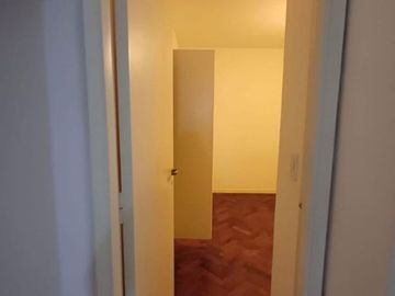 VENTA DEPARTAMENTO 2 AMBIENTES FLORESTA LUMINOSO