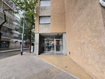 VENTA DEPARTAMENTO 2 AMBIENTES FLORESTA LUMINOSO