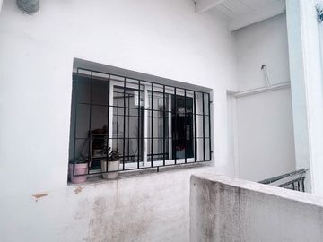 VENTA PH  DUPLEX 3 AMB. VERSALLES  S/EXP.