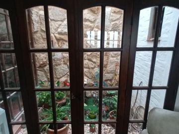 ALQUILER CASA CAPITAL 4ta OESTE