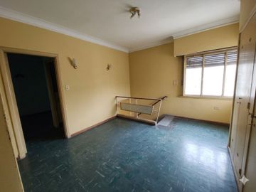 VENTA Casa 4 Amb c/Jardín OPORTUNIDAD - HURLINGHAM