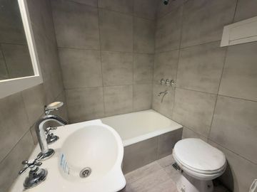 VENTA DPTO 2 AMB VILLA DEL PARQUE RECICLADO