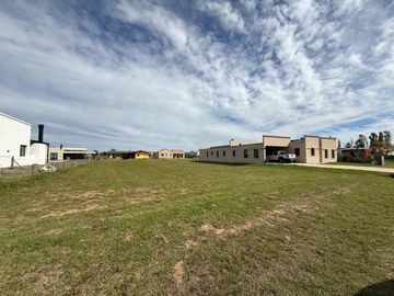 VENTA LOTE 1055,34 BARRIO LOS JUNCOS LUJÁN