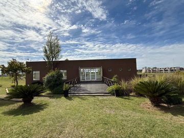VENTA LOTE 1055,34 BARRIO LOS JUNCOS LUJÁN