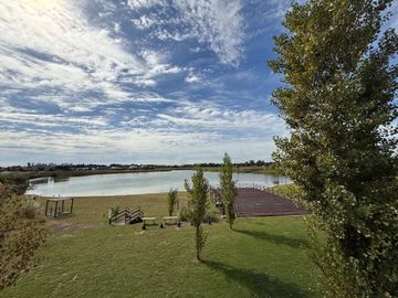 VENTA LOTE 1055,34 BARRIO LOS JUNCOS LUJÁN