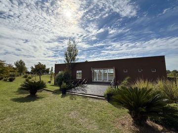 VENTA LOTE 1055,34 BARRIO LOS JUNCOS LUJÁN