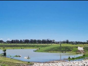 VENTA LOTE EN BARRIO PRIVADO LA CERCANIA